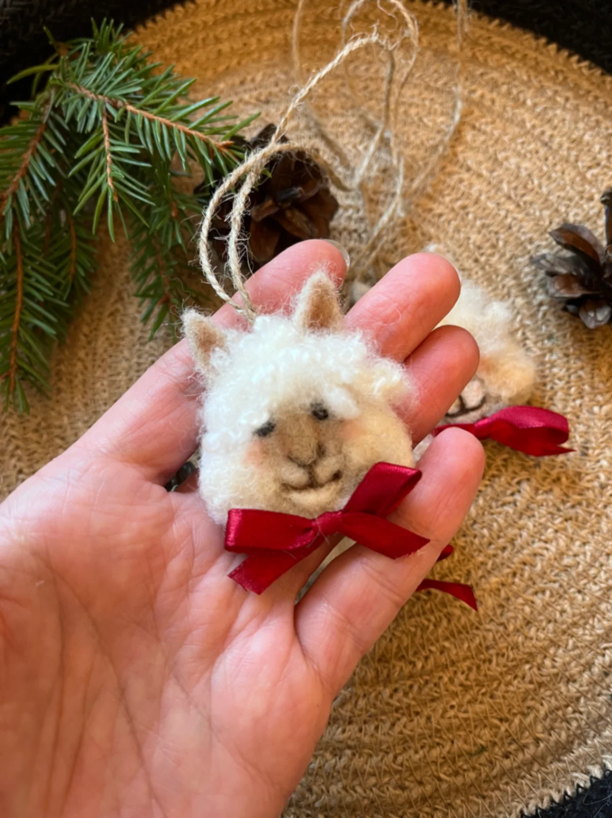 Cosy Creative Evening: Make an Animal Brooch or Christmas Ornament